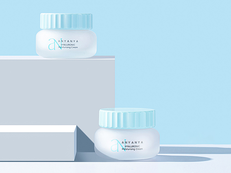 又一千億級(jí)市場(chǎng)在國(guó)人臉上誕生，它會(huì)是國(guó)產(chǎn)護(hù)膚品彎道超車的新機(jī)會(huì)？