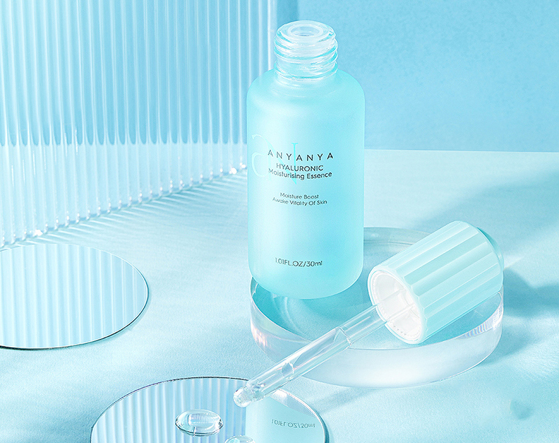 又一千億級(jí)市場(chǎng)在國(guó)人臉上誕生，它會(huì)是國(guó)產(chǎn)護(hù)膚品彎道超車的新機(jī)會(huì)？