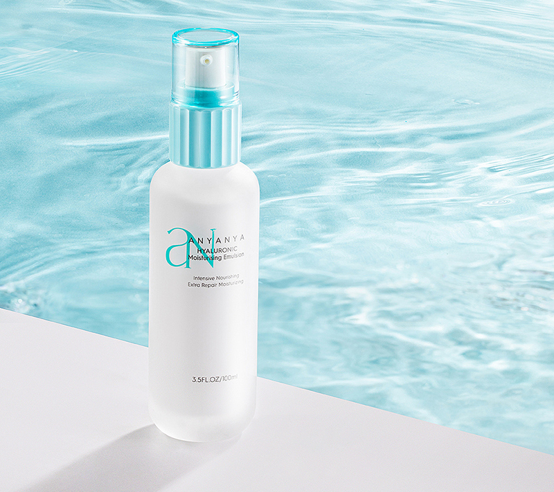 又一千億級(jí)市場(chǎng)在國(guó)人臉上誕生，它會(huì)是國(guó)產(chǎn)護(hù)膚品彎道超車的新機(jī)會(huì)？