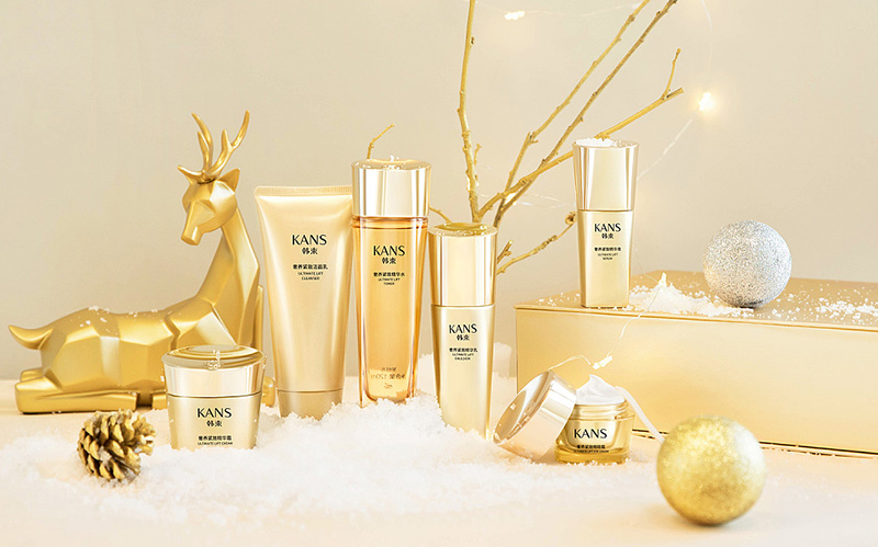 國貨美妝的“梳妝臺戰爭”:光榮之路,道阻且長 國貨美妝的“梳妝臺戰爭”:光榮之路,道阻且長