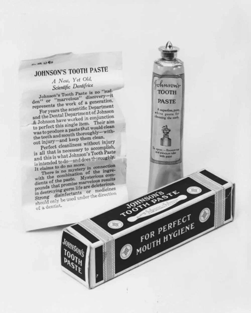 再也不用「擠牙膏」,高露潔換上的「潤(rùn)滑劑」包裝,讓牙膏從此一滴不剩 再也不用「擠牙膏」,高露潔換上的「潤(rùn)滑劑」包裝,讓牙膏從此一滴不剩