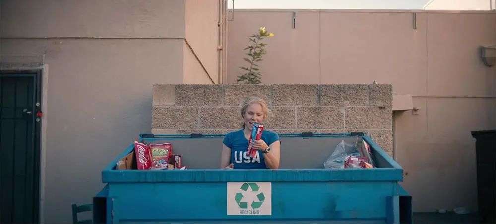 再也不用「擠牙膏」,高露潔換上的「潤(rùn)滑劑」包裝,讓牙膏從此一滴不剩 再也不用「擠牙膏」,高露潔換上的「潤(rùn)滑劑」包裝,讓牙膏從此一滴不剩